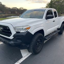 2017 Toyota Tacoma