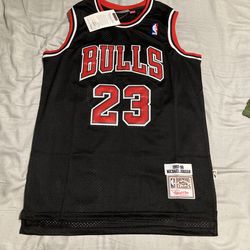 Medium Michael Jordan jersey