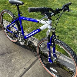 Schwinn 21 Speed Mesa. Mountain Bike