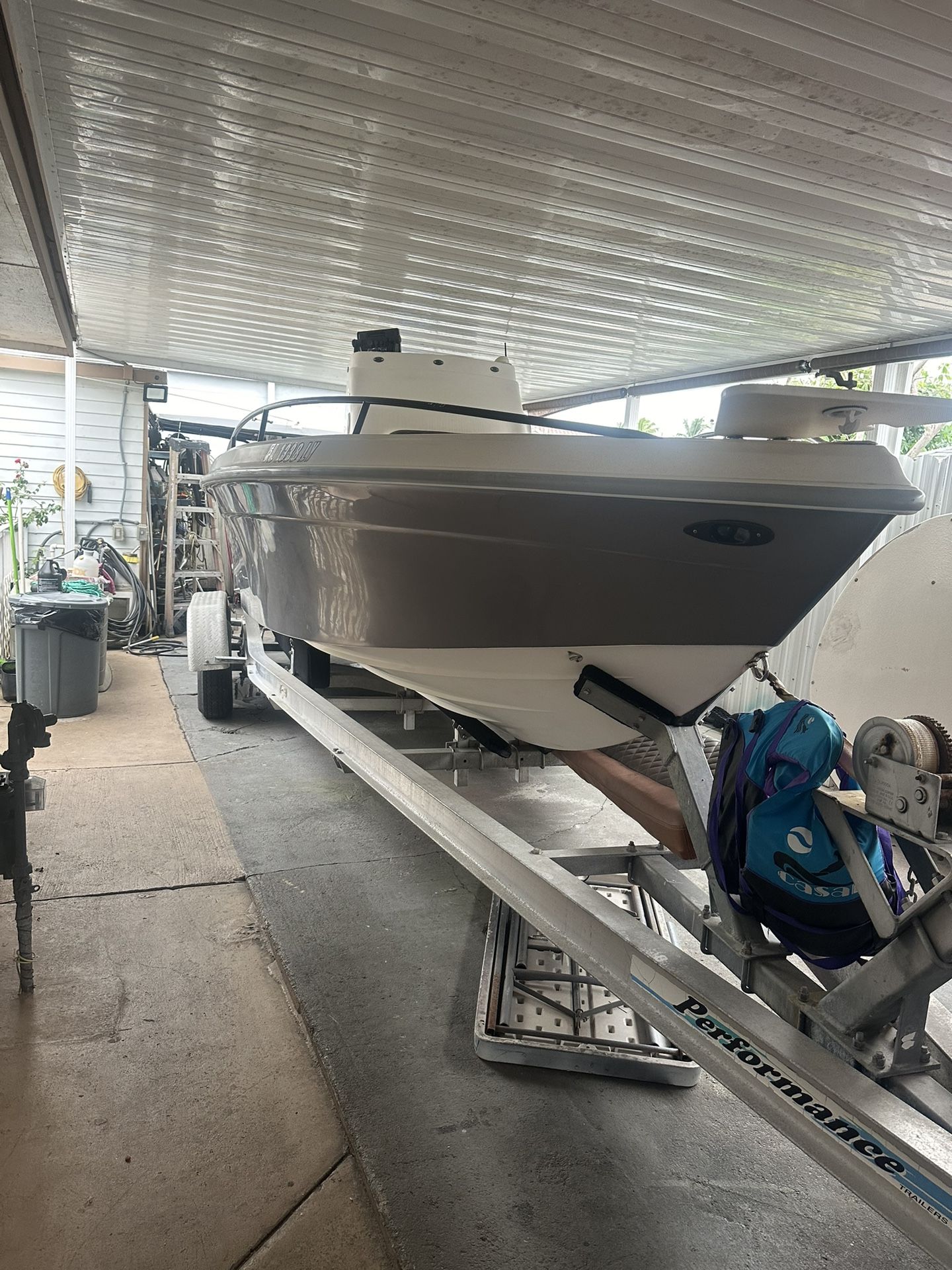 2002 Glasstream 24’