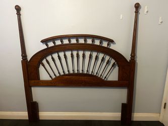 Queen headboard & Dresser
