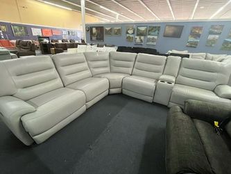Large Light Gray Leather Reclining Sectional Sofa，$1800