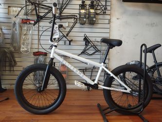 Elite BMX Stealth 20" Bike White