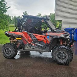 Polaris  Side By Side