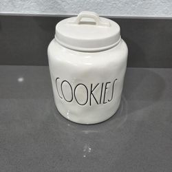 Rae Dunn Cookie Jar