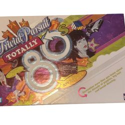 Trivial Pursuit Totally 80's Board Game  Complete

