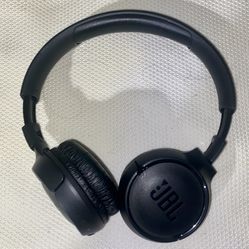 JBL Wireless Bluetooth Headphones - Charger Included