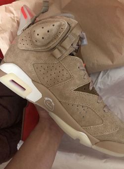 Travis Scott  British Khaki Jordan 6s