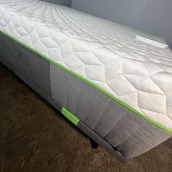 Cal King Mattress -  Cariloha Resort Bamboo - Like New Condition!