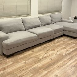Aidan Sectional From Living Spaces/ Like New!