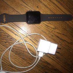 Apple Watch With Charger 