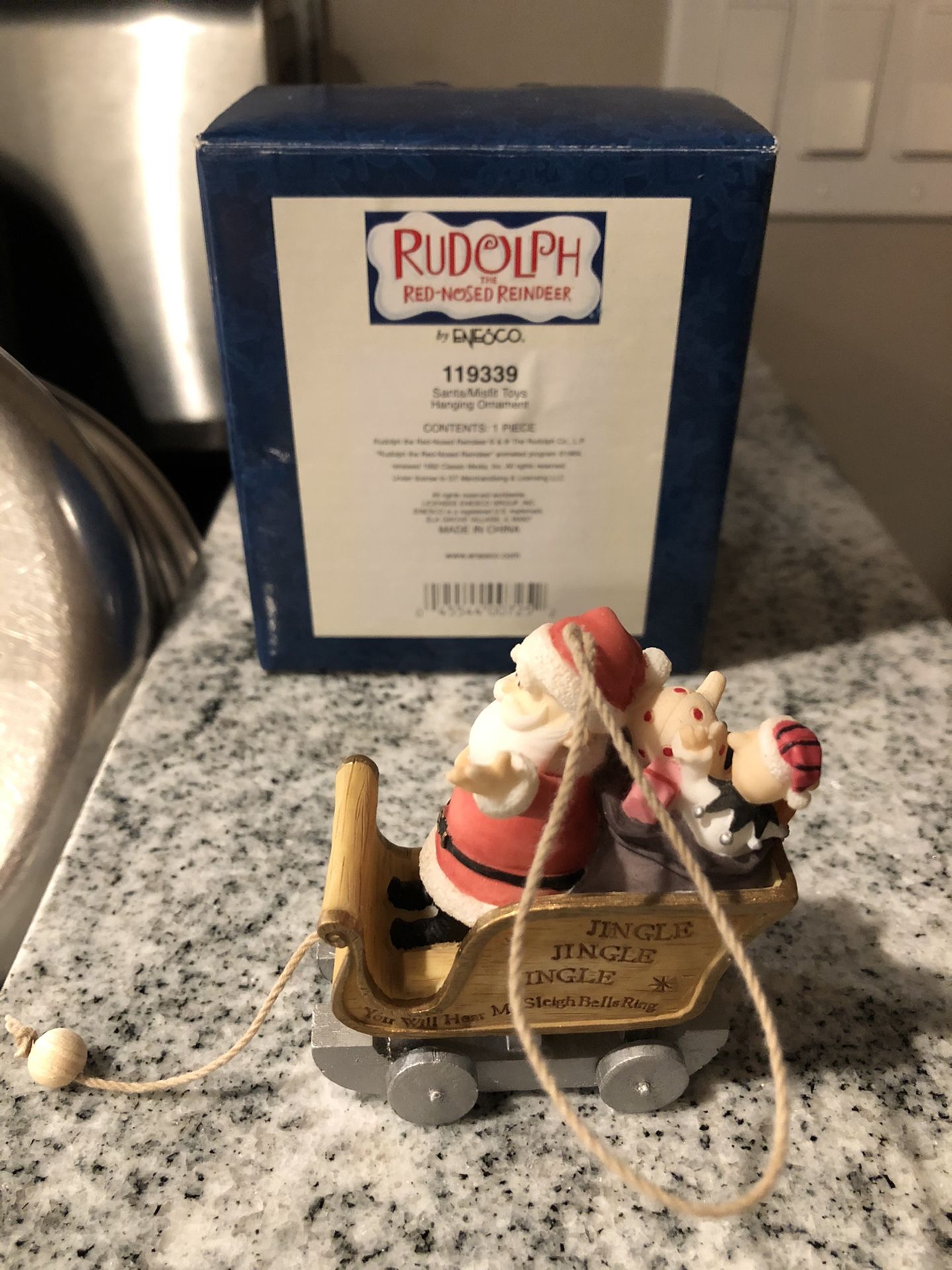 RUDOLPH THE RED NOSED REINDEER SANTA/MISFIT TOYS HANGING ORNAMENT