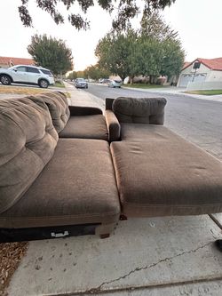 FREE COUCH