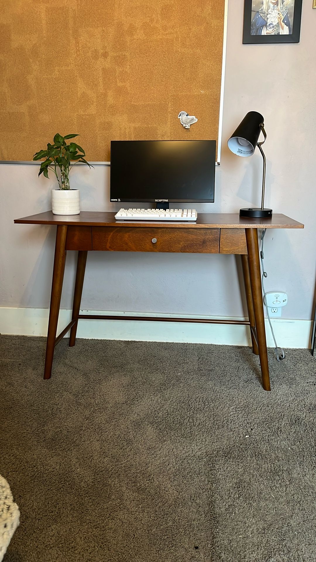 Mid Century Modern Style Desk With Task Lamp