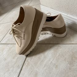 Nice shoes size 8 like new only $10