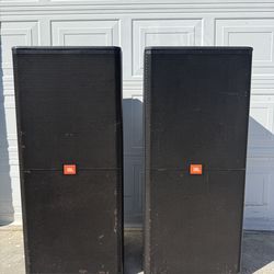JBL SRX725 2-way passive loudspeakers