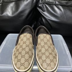 Authentic Gucci Monogram Slip-On Size 7.5