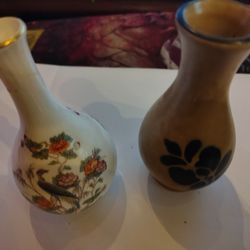 Vintage Bud Vase 5inches Lot Of 2 