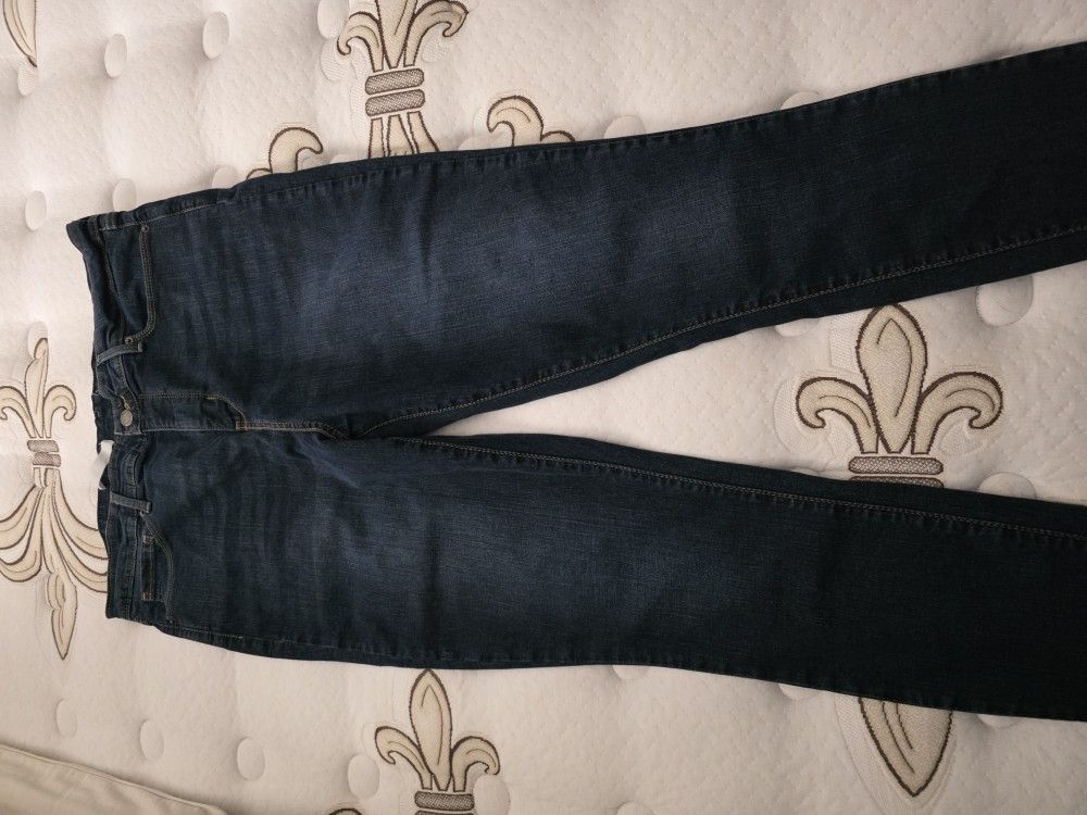 Levi Totally Shaping High-Rise Skinny Jeans Size 16