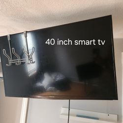 40' Smart Tv