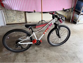 24 Trek bicycle