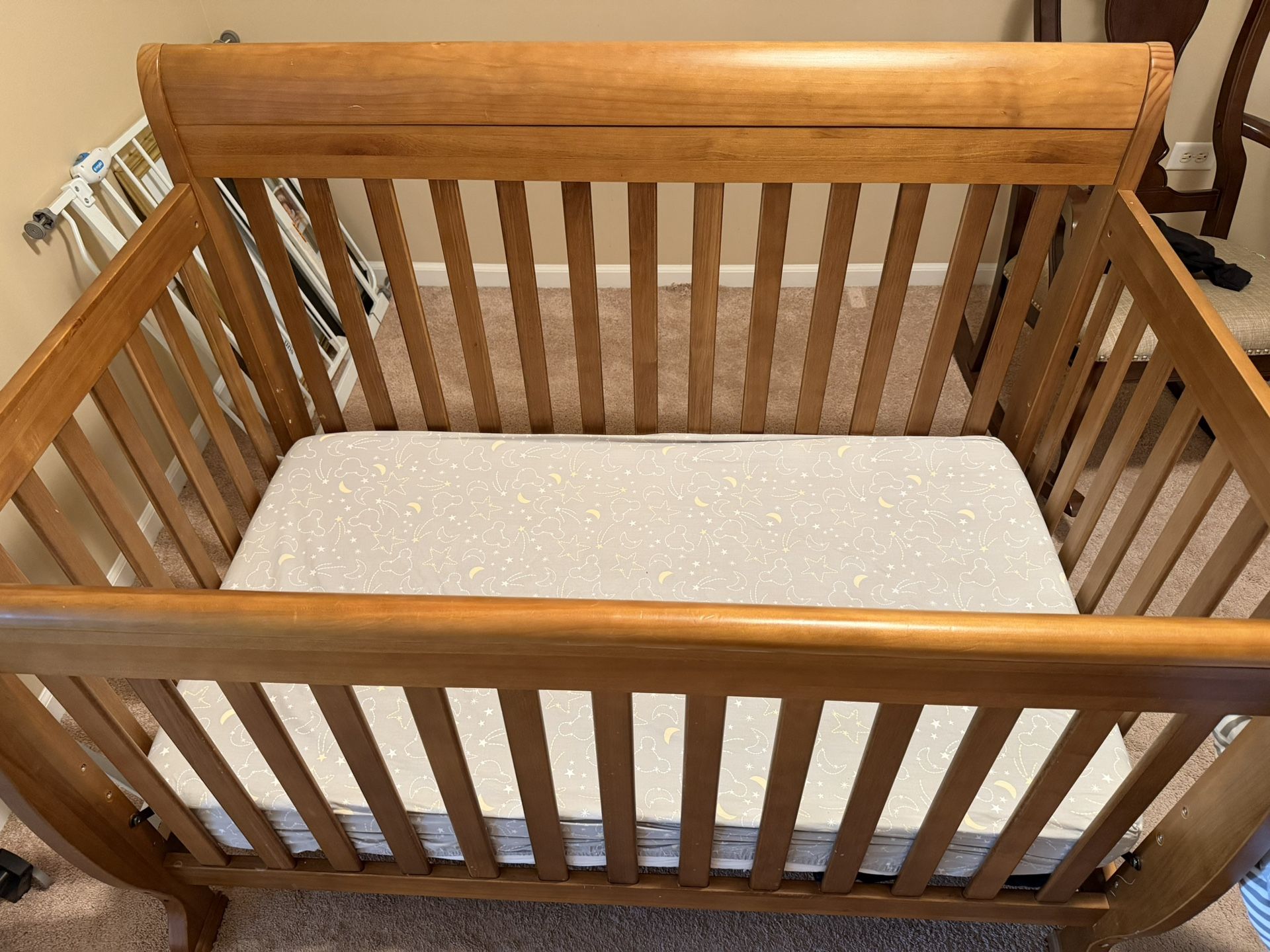 Baby Crib /Toddler Bed Mattress Included