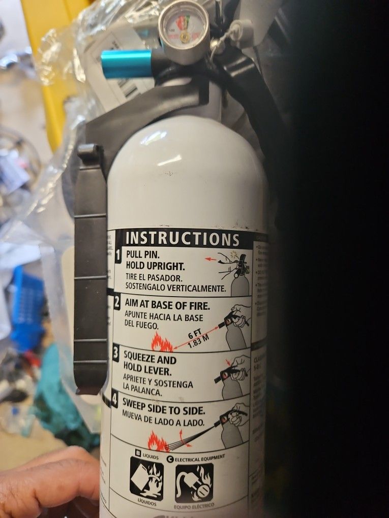 Open Box Marine/ Auto Fire Extinguisher