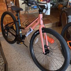 Make/Model: Cannondale Treadwel 3 Small ( Offers Considered)