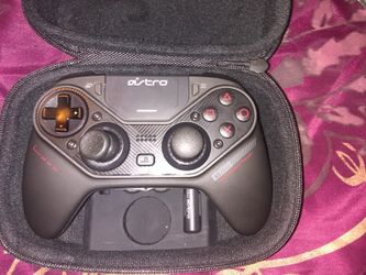Astro C40 Tournament Ready controller wireless game pad and carry case.
