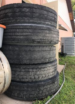 Truck tires 11r22.5