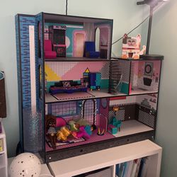 LOL Doll House (Large)