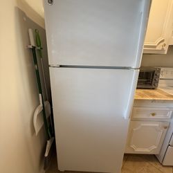 Kitchen appliances -Selling As A Set