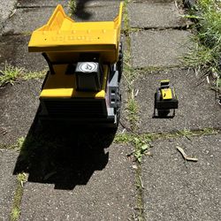 Two Tonka toys in excellent condition. One is the dump truck and the other is the mini bulldozer.   $40 for both of them. Cash or Venmo, meet in perso