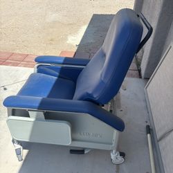 LUMEX Hospital Chair/bed
