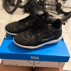 Kids Football Cleats