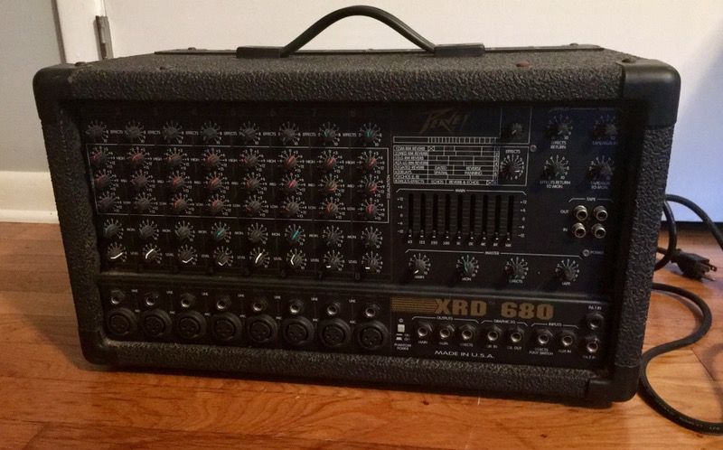 PEAVEY XRD 680S TB SPEAKER AMPLIFIER POWERED MIXER