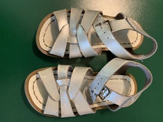 Salt water Silver tolddlers sandals