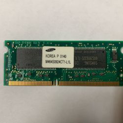 Samsung 256MB DDR-266 (PC2100S) Laptop Memory - M464S0924CT1–L1L - Tested Working