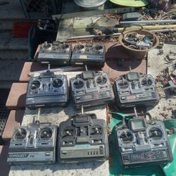 RC radio Controllers (8) Futaba