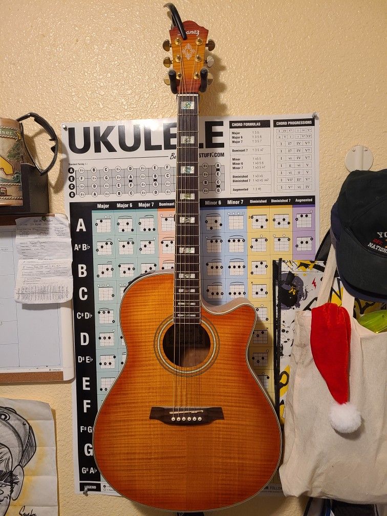 Ibanez AEF30 Acoustic/electric Guitar