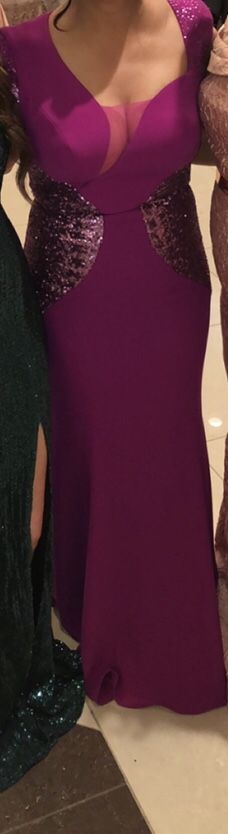 Beautiful dress from zain boutique size 6-8