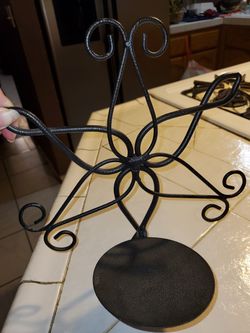 Candle holder