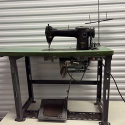 Singer Industrial Sewing Machine 