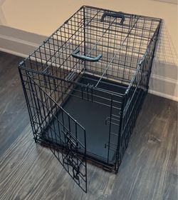 24” Folding Wire Dog Crate with Removable Tray – Excellent Condition