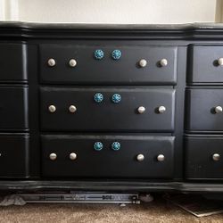 Large 9 Drawer Dresser 