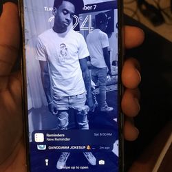 Iphone 11 Pro 256gb (cracked screen protector)