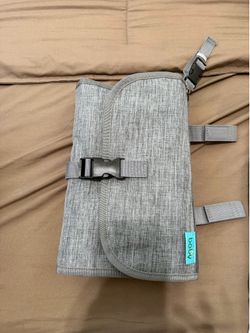 Portable diaper changing pad