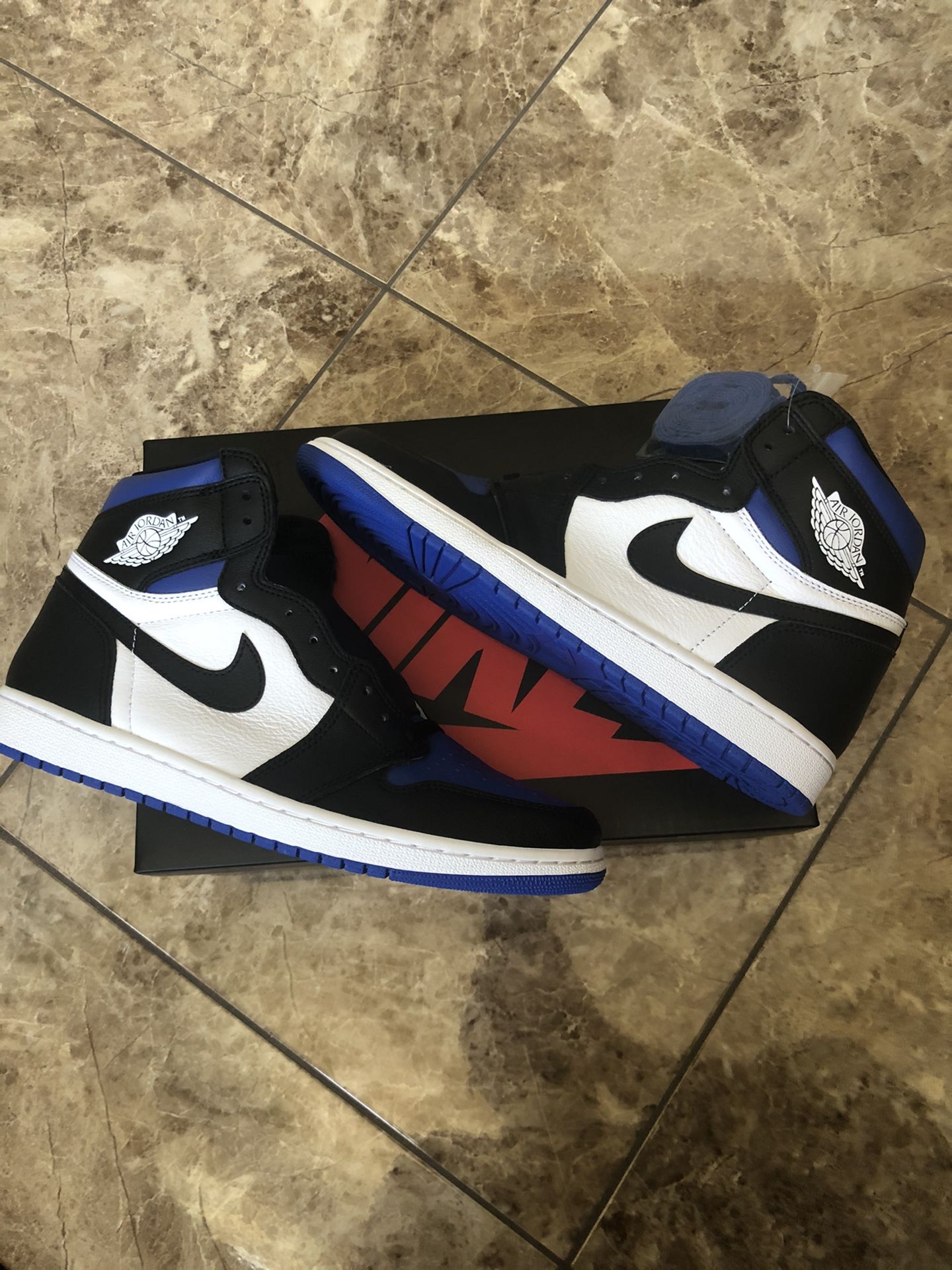 Jordan 1 royal toe