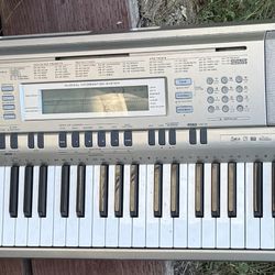 Casio WK200 Keyboard
