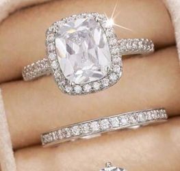 2 pcs Elegant Cubic Zirconia Stone Rings size 7